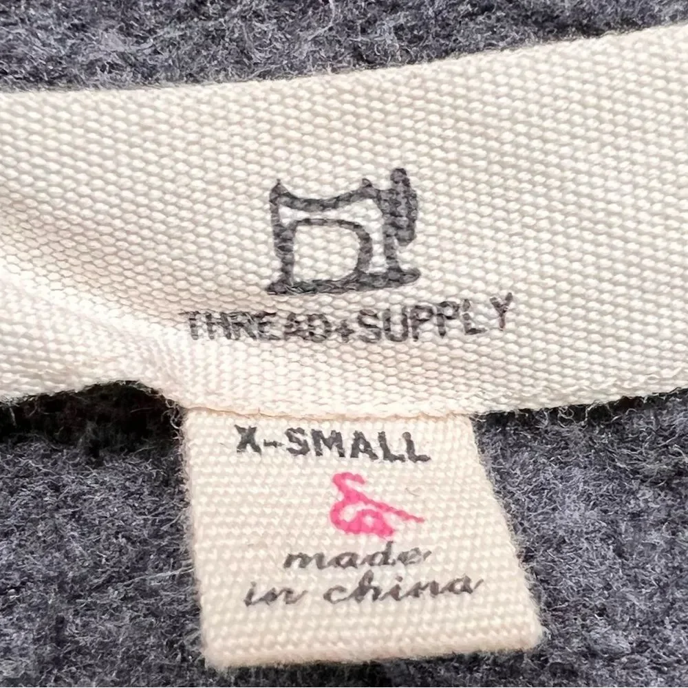 Thread & Supply Aliza Dark Gray Star Print Relaxed Fit Pullover Sweatshirt. XS.